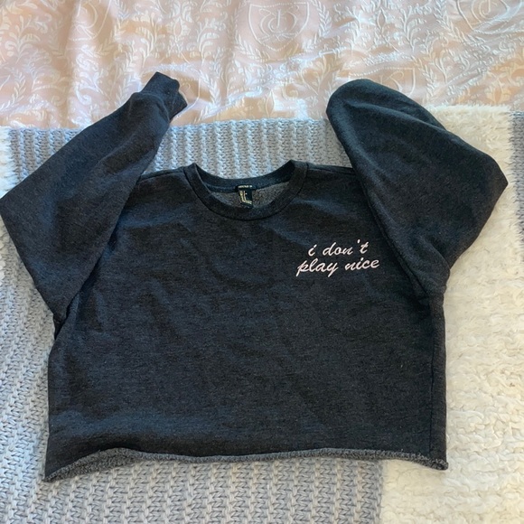 Long sleeve Crop top - Picture 2 of 5